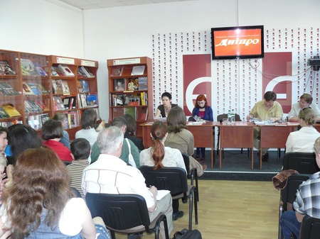 Літературні читання з журналом «Дніпро» у Львові